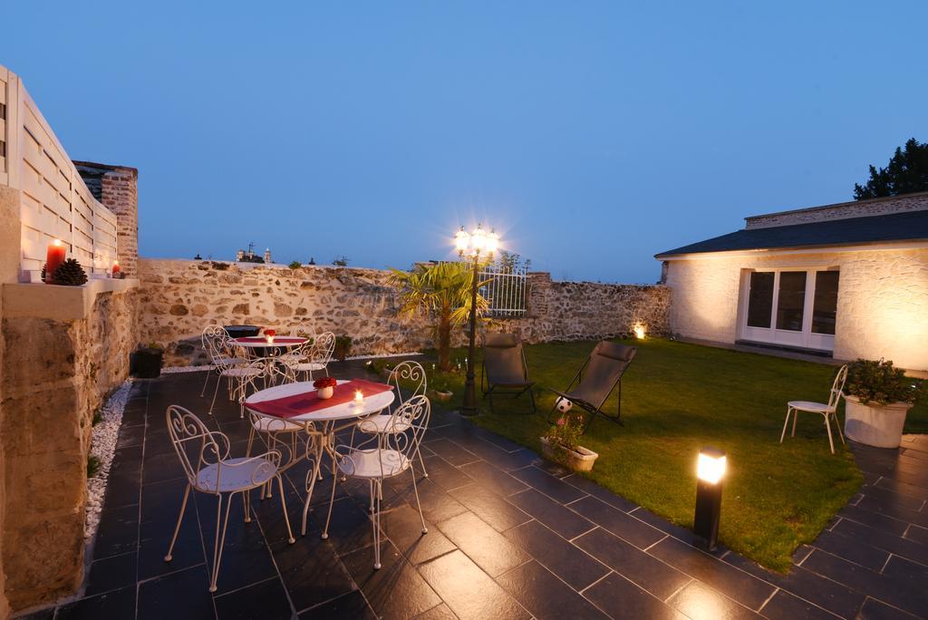 Le Clos Saint Martin Laon Eksteriør bilde